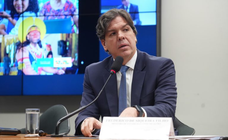 Ministro das Comunicações pretende consolidar infraestrutura e expandir acesso digital no Brasil
