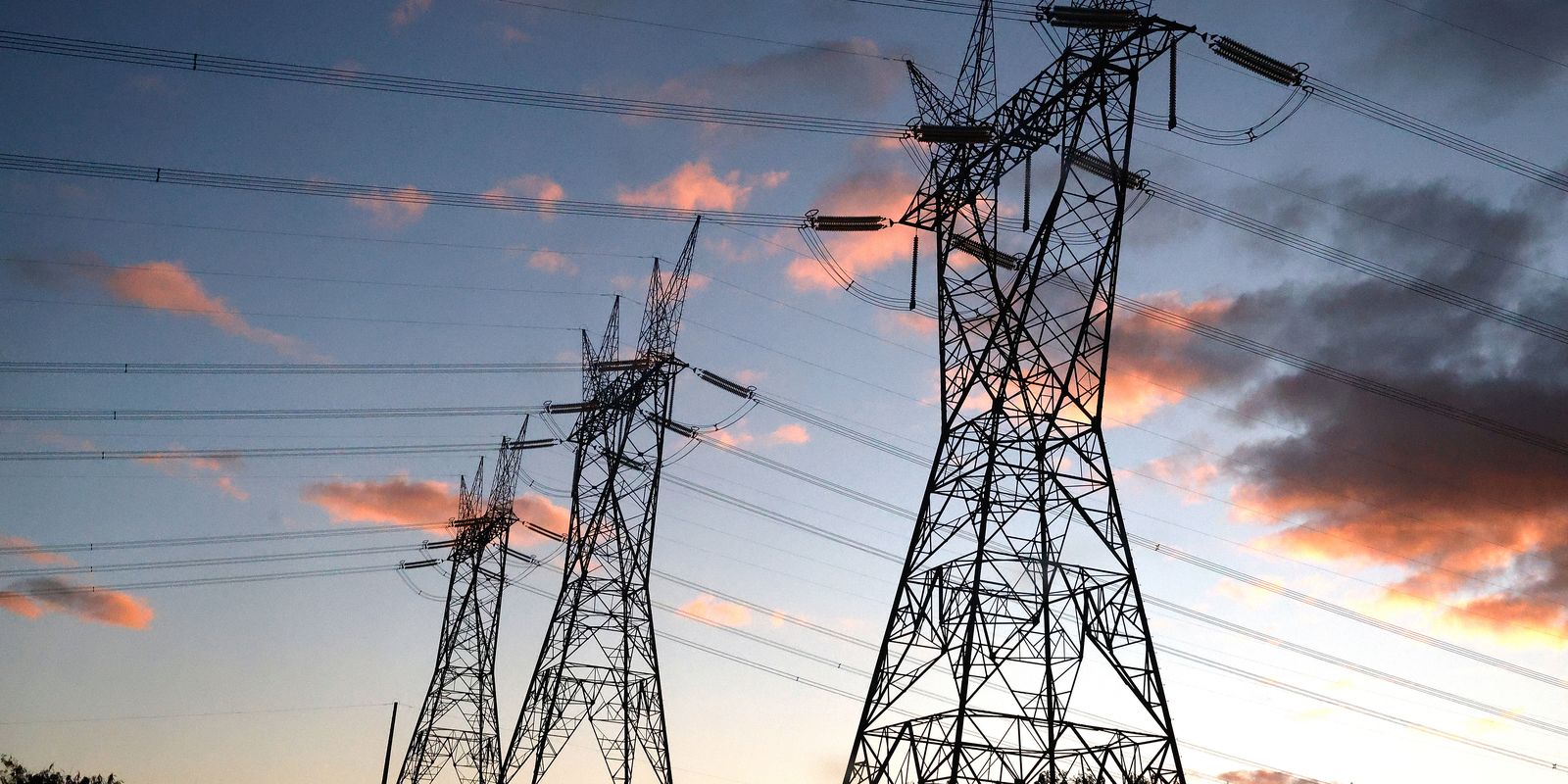 Governo federal renova contratos de energia em 13 estados com foco em infraestrutura e qualidade