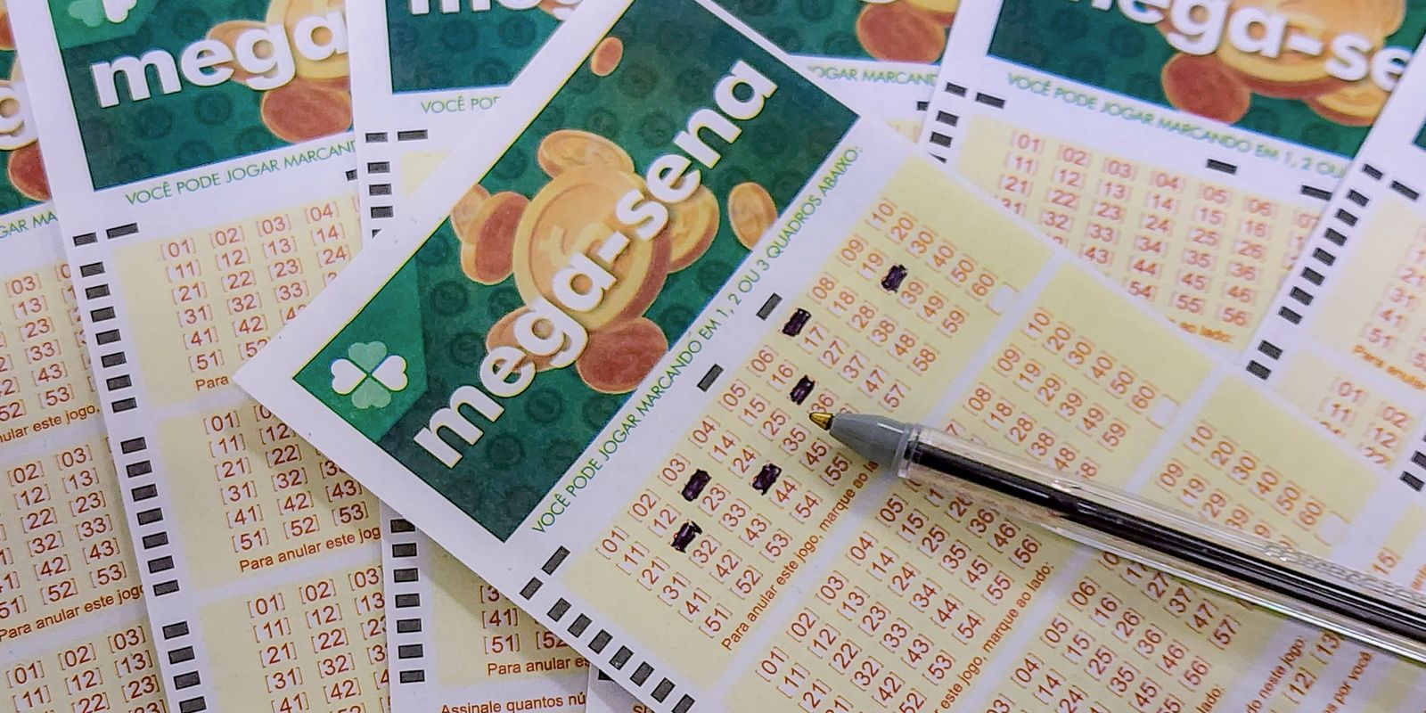 Mega-Sena realiza sorteio de prêmio acumulado em R$ 45 milhões neste sábado