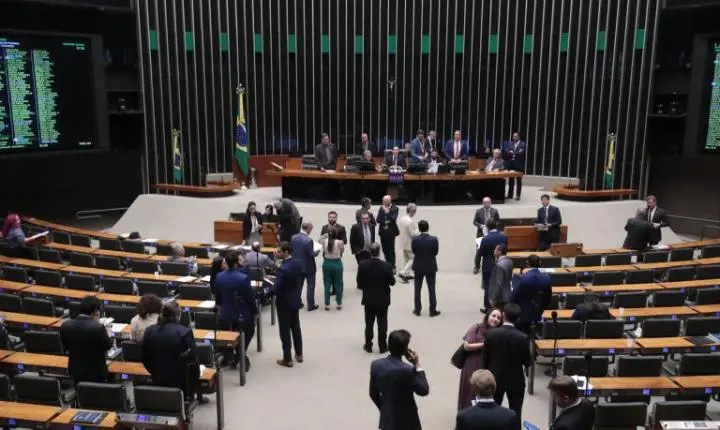 Câmara dos Deputados autoriza mais verbas para entidades de trânsito; acompanhe os desdobramentos