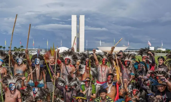 Em data especial, grupos indígenas exigem demarcação e salvaguarda de terras